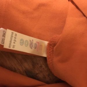 Lularoe OS pumpkin color leggings